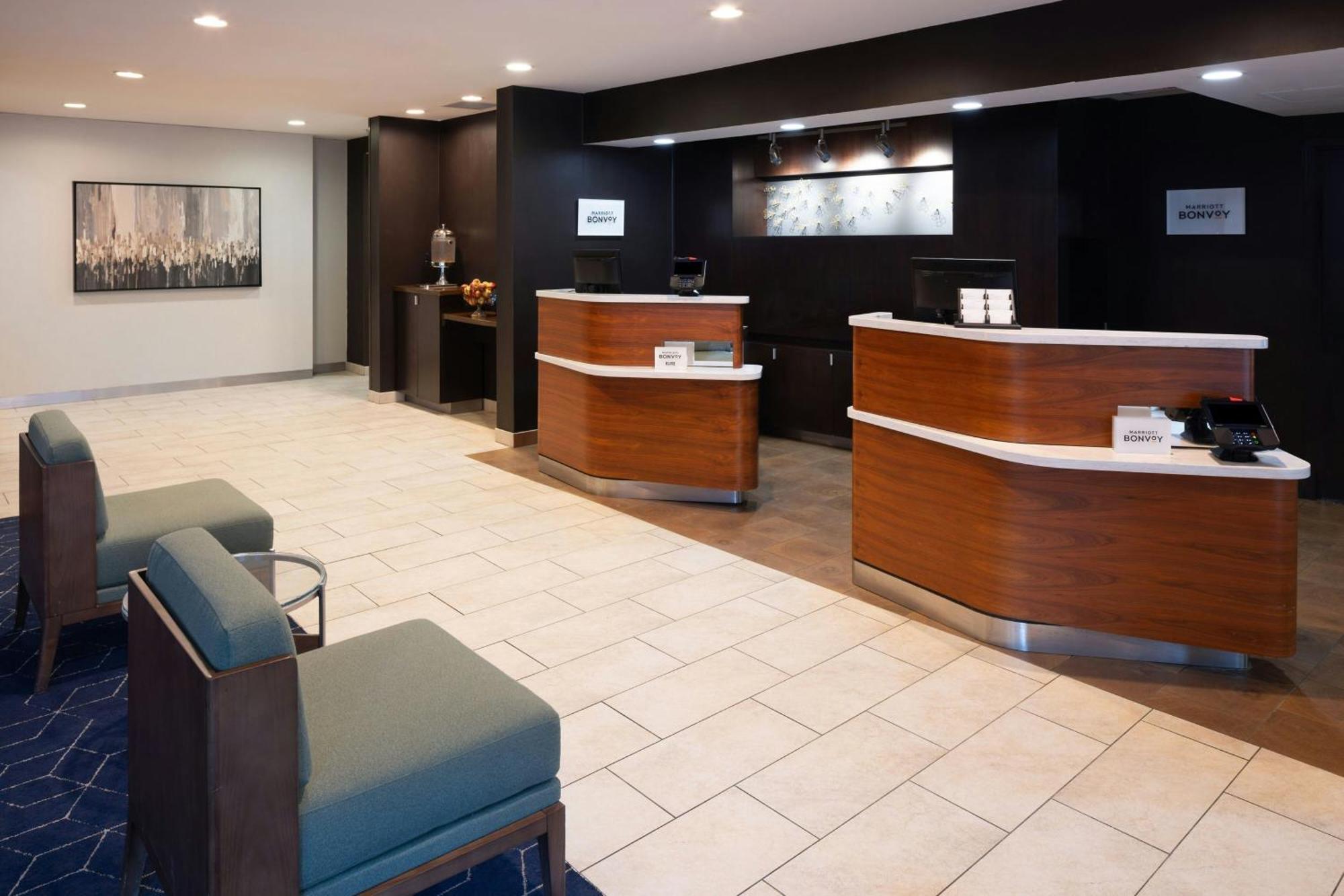 Hotel Courtyard Burlington Williston Esterno foto